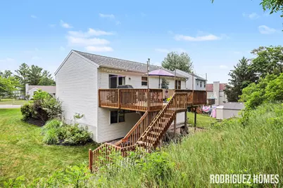 2007 Sandrel Drive NE, Grand Rapids, MI 49505 - Photo 27