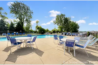 910 W Savidge Street #39, Spring Lake, MI 49456 - Photo 9