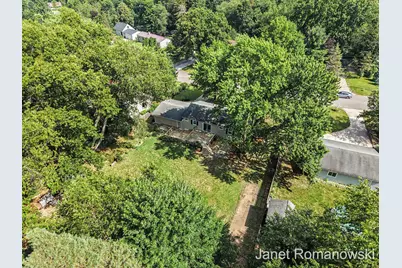 11141 Woodbushe Drive SE, Lowell, MI 49331 - Photo 19