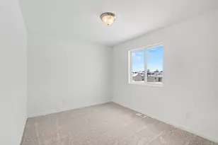 1037 Foxglove Ave, Vicksburg, MI 49097 - Photo 15