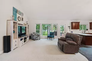3439 Michael Ln, Saint Joseph, MI 49085 - Photo 15