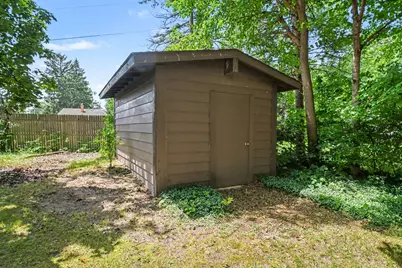 2176 Truman Drive, Benton Harbor, MI 49022 - Photo 25