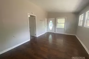 7953 Elm St, Taylor, MI 48180 - Photo 3