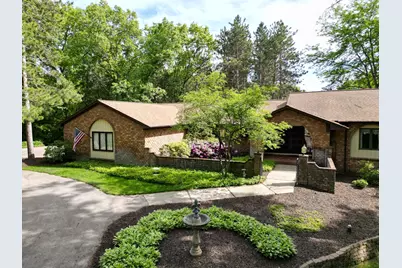 8160 Wilderness Trail NE, Ada, MI 49301 - Photo 9
