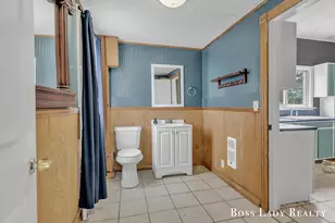 305 S Broadway St, Hastings, MI 49058 - Photo 11