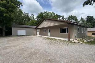 1734 N Galbraith Rd, Mio, MI 48647 - Photo 31