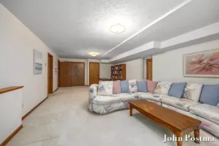 2200 Northridge Dr NE, Grand Rapids, MI 49525 - Photo 23
