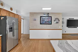 16658 Eunice St, East Lansing, MI 48823 - Photo 11