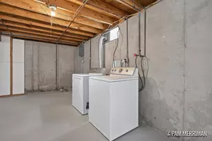 1735 Woodworth St NE, Grand Rapids, MI 49525 - Photo 27