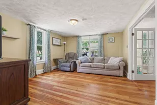 620 W Mansion St, Marshall, MI 49068 - Photo 7
