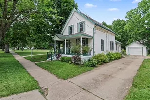 620 W Mansion St, Marshall, MI 49068 - Photo 1