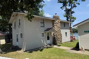 141 S Beechwood Dr SW, Stanton, MI 48888 - Photo 5