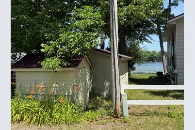 141 S Beechwood Drive SW, Stanton, MI 48888 - Photo 9
