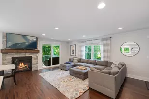 648 Francis St, Saugatuck, MI 49453 - Photo 5