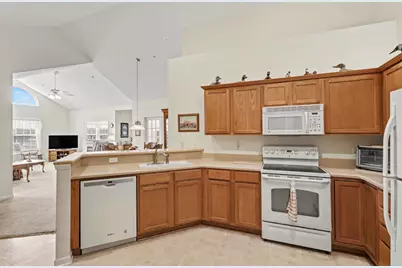 36154 Abbey Drive, Westland, MI 48185 - Photo 9