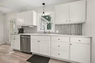 934 Reynard St SE, Grand Rapids, MI 49507 - Photo 11
