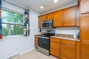 5975 Bonanza Dr, Stevensville, MI 49127 - Photo 9