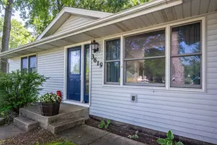 3619 Arbor St, Saint Joseph, MI 49085 - Photo 3
