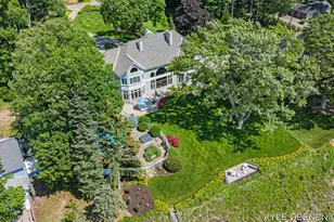 4951 Rosabelle Beach Ave, Holland, MI 49424 - Photo 89