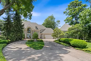 4951 Rosabelle Beach Ave, Holland, MI 49424 - Photo 9
