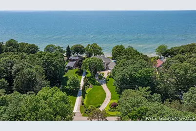 4951 Rosabelle Beach Avenue, Holland, MI 49424 - Photo 7