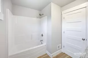 13881 Meadow Oak Dr NE, Greenville, MI 48838 - Photo 23