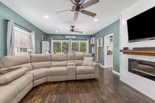 501 W Grove, Greenville, MI 48838 - Photo 3