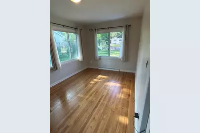 921 Par 4 Circle, Kalamazoo, MI 49008 - Photo 13
