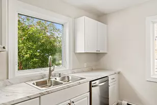 112 Fulton St, Petoskey, MI 49770 - Photo 23