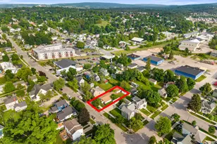 112 Fulton St, Petoskey, MI 49770 - Photo 31