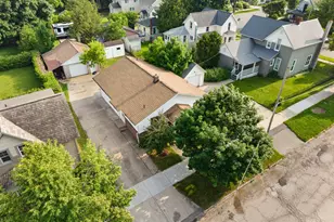 112 Fulton St, Petoskey, MI 49770 - Photo 37