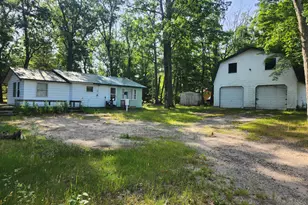 2318 W 14 Mile Rd, Bitely, MI 49309 - Photo 5