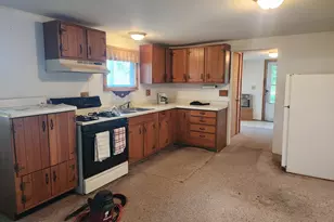 2318 W 14 Mile Rd, Bitely, MI 49309 - Photo 9