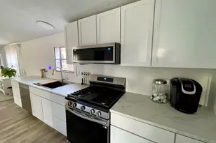 8771 Chain O Lakes Dr, Delton, MI 49046 - Photo 11