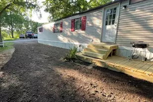 8771 Chain O Lakes Dr, Delton, MI 49046 - Photo 3