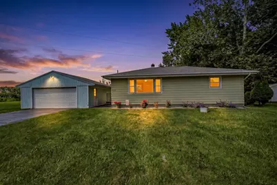 2015 Gaines Drive, Benton Harbor, MI 49022 - Photo 1