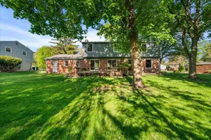 7381 Cathedral Dr, Bloomfield Hills, MI 48301 - Photo 11