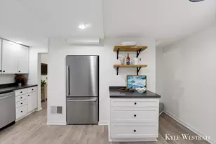 18075 Sunset Dr, Grand Haven, MI 49417 - Photo 17