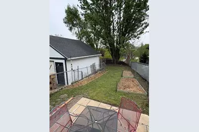 213 W Summit Street, Ann Arbor, MI 48103 - Photo 3