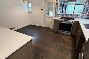 213 W Summit St, Ann Arbor, MI 48103 - Photo 5