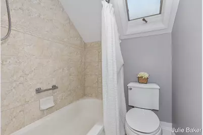 40 S Monroe Street NE, Rockford, MI 49341 - Photo 31