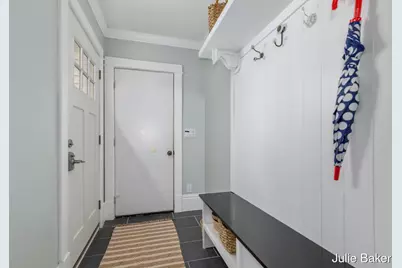 40 S Monroe Street NE, Rockford, MI 49341 - Photo 21