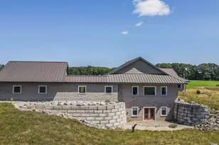 11425 Kerry Rd, Brethren, MI 49619 - Photo 7