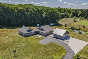 11425 Kerry Rd, Brethren, MI 49619 - Photo 9