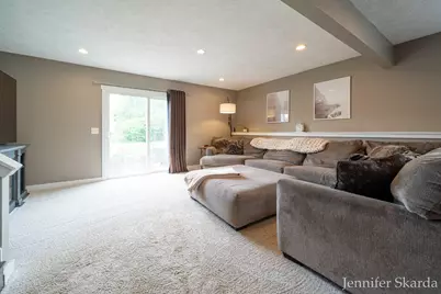 3054 Woodglen Street NW, Grand Rapids, MI 49504 - Photo 25