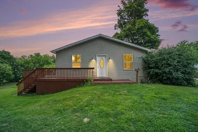 215 S Lincoln Avenue, Three Rivers, MI 49093 - Photo 1