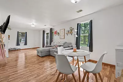 215 S Lincoln Avenue, Three Rivers, MI 49093 - Photo 5