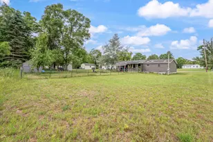 1012 Henderson St, Big Rapids, MI 49307 - Photo 3