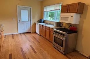 409 E Porter St, Albion, MI 49224 - Photo 11