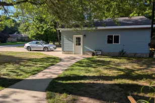 271 Randall Rd, Muskegon, MI 49441 - Photo 9